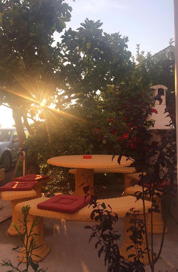 Apartments Damir 2838 Lopar Εξωτερικό φωτογραφία